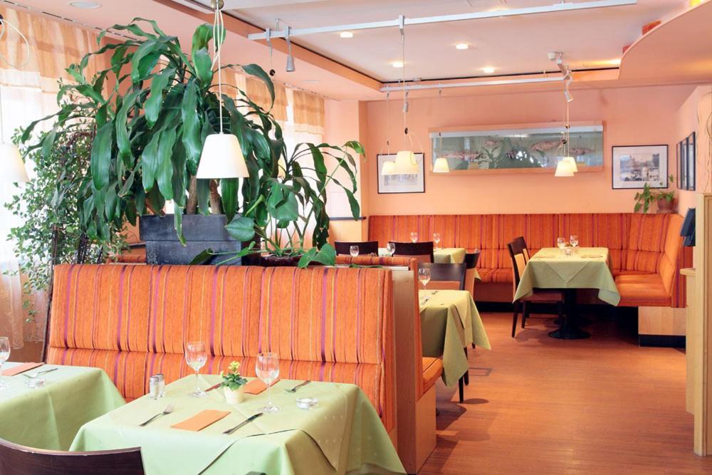 Altstadt Hotel Zur Post Stralsund Kültér fotó