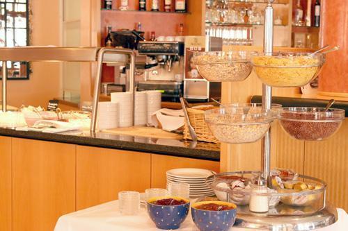 Altstadt Hotel Zur Post Stralsund Kültér fotó