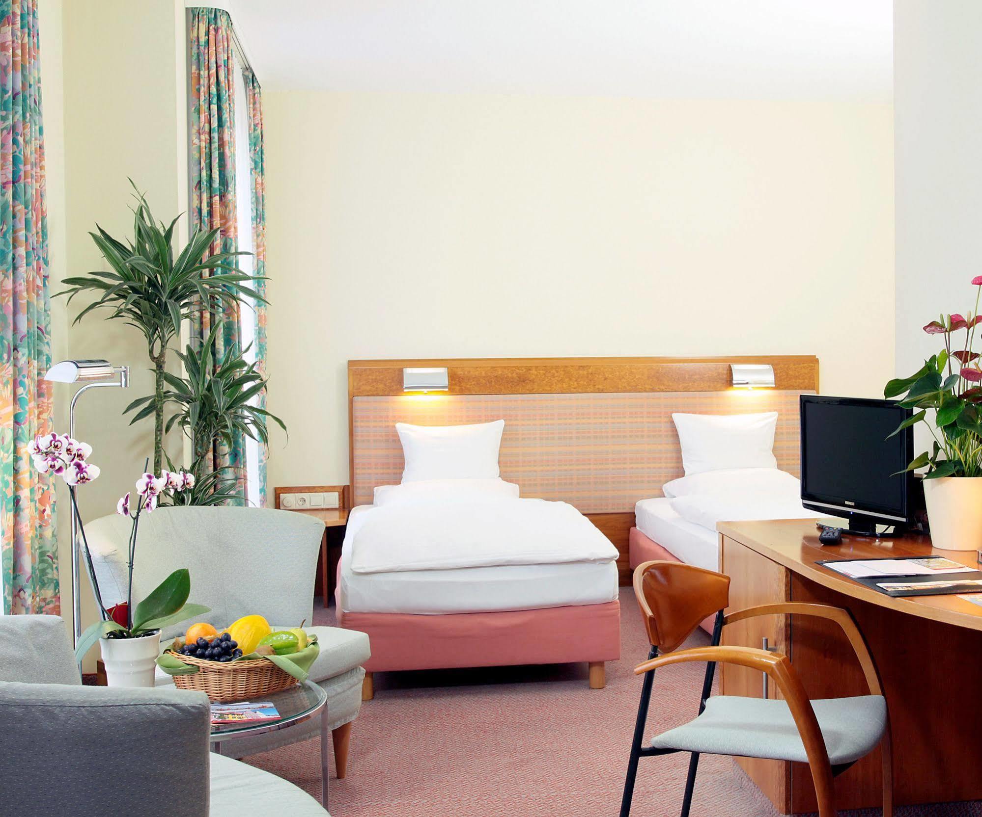 Altstadt Hotel Zur Post Stralsund Kültér fotó